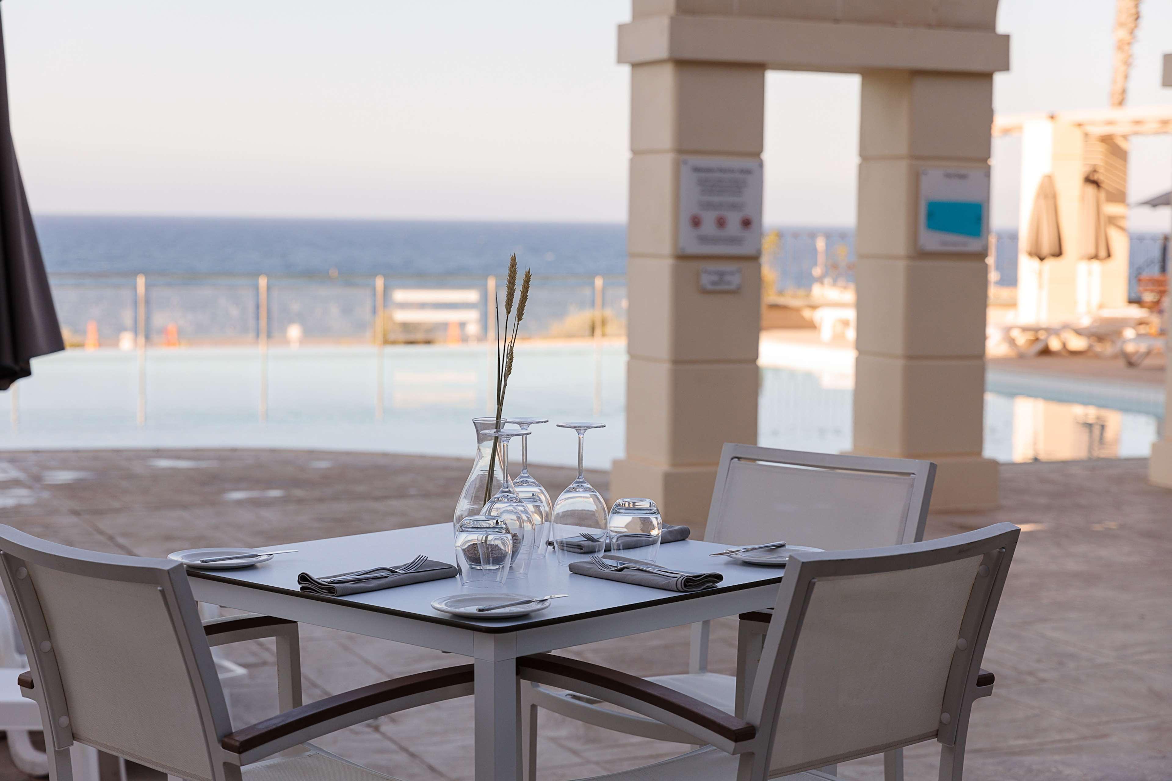 Hilton Malta Hotel Saint Julian's Ngoại thất bức ảnh