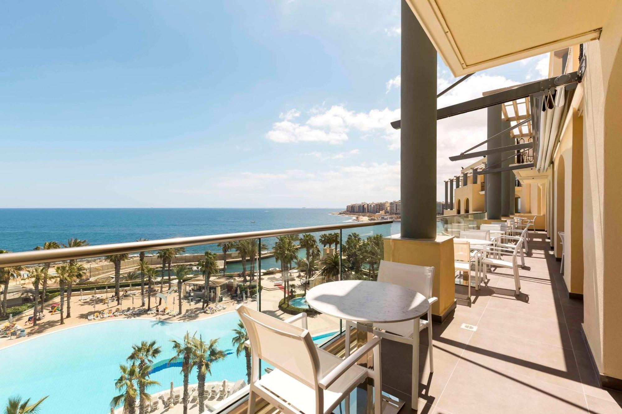 Hilton Malta Hotel Saint Julian's Ngoại thất bức ảnh